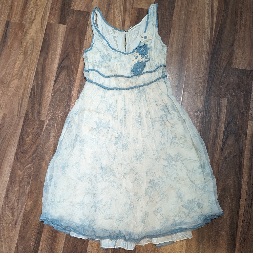 NWT Max Studio Vintage Silk Dress Blue and White Flowers Size 10